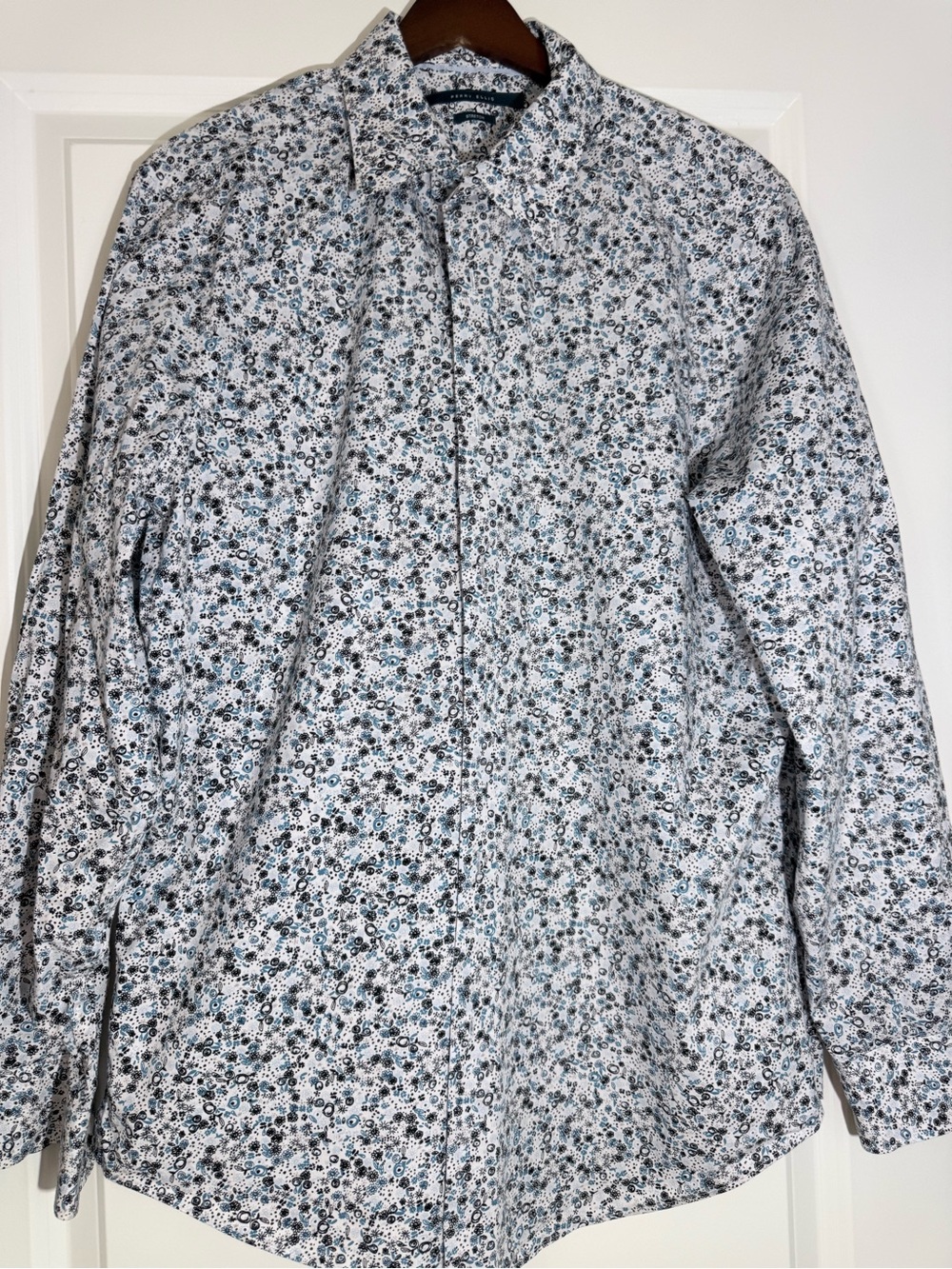 Perry Ellis White Button-Down with Blue and Black Micro Floral Print